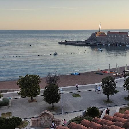 Apartmani More Petrovac Exterior photo