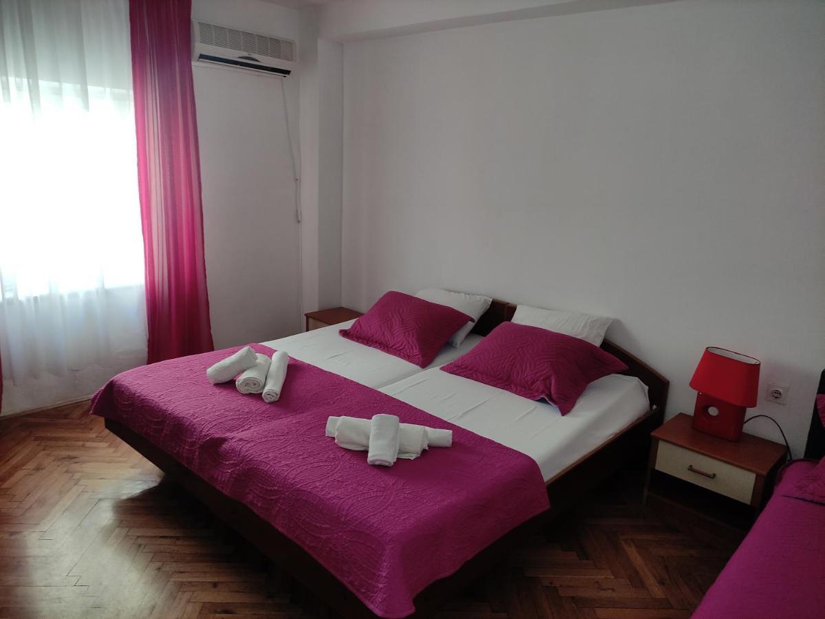 Apartmani More Petrovac Exterior photo