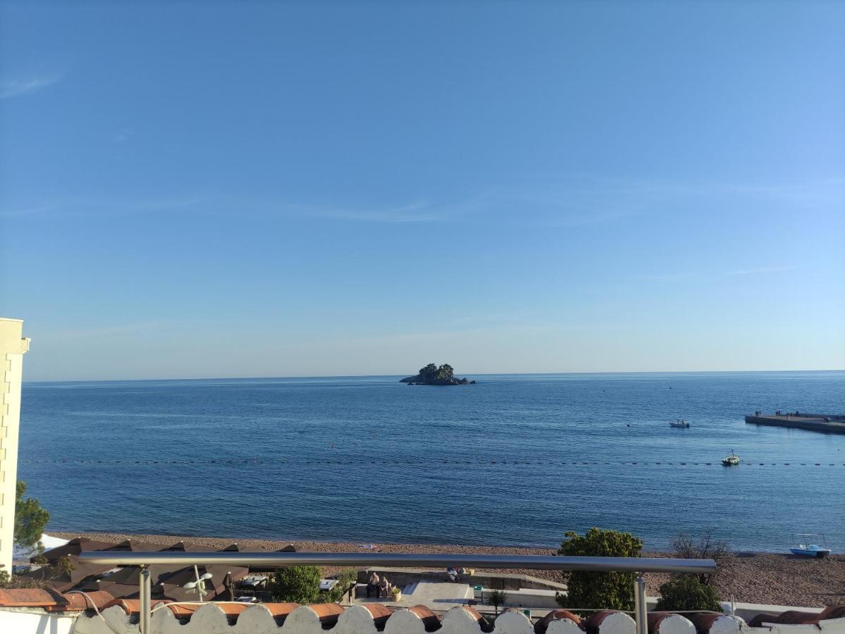 Apartmani More Petrovac Exterior photo