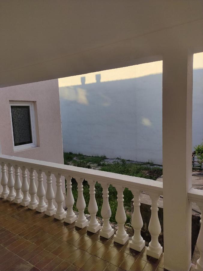 Apartmani More Petrovac Exterior photo