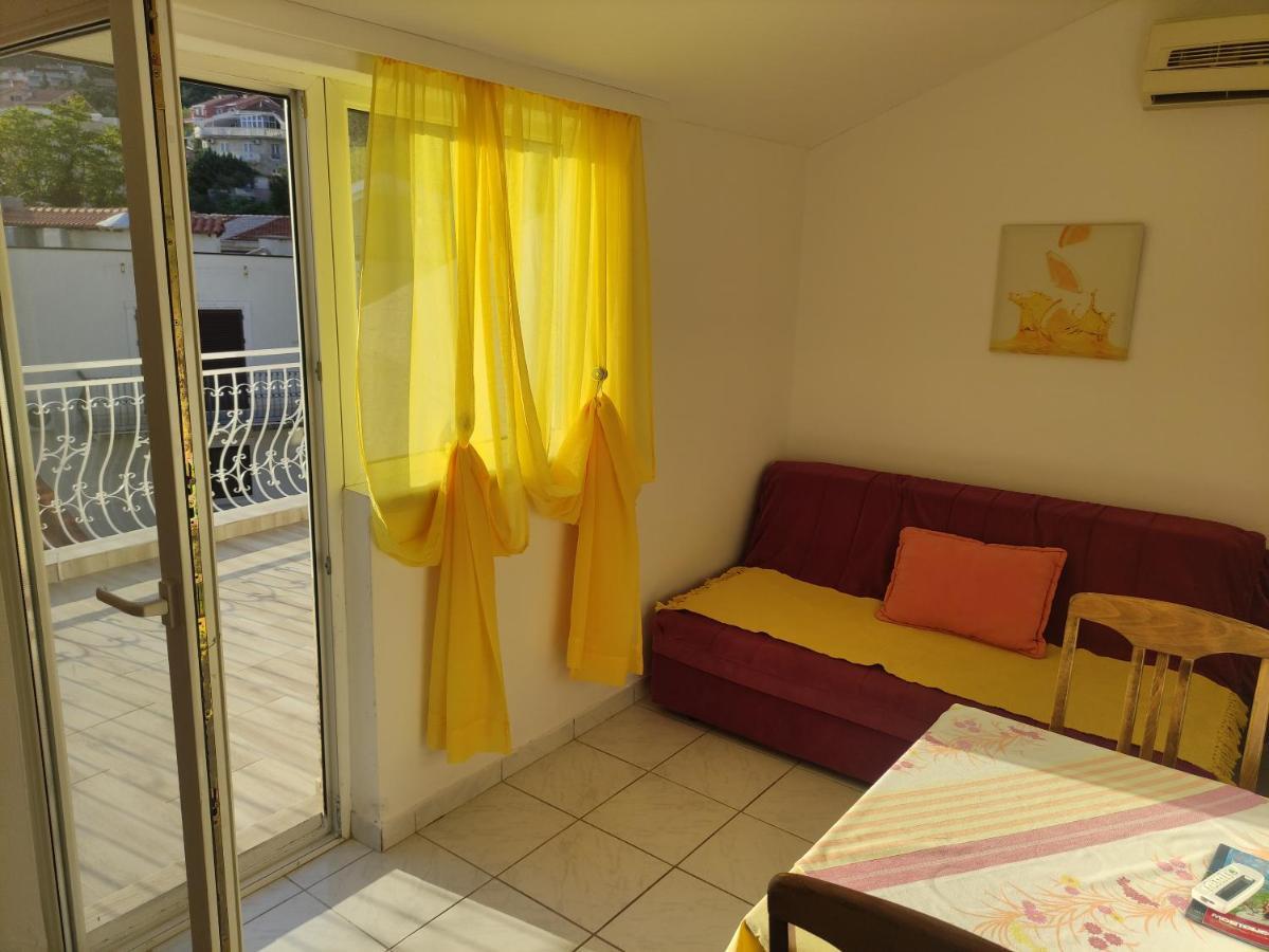 Apartmani More Petrovac Exterior photo